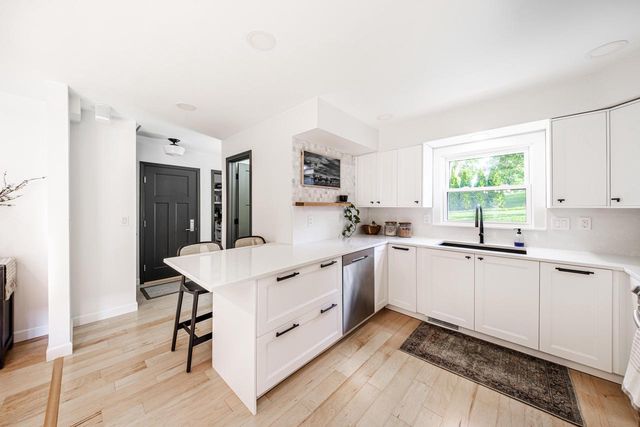 10445 W Concordia AVENUE, Wauwatosa, WI 53222