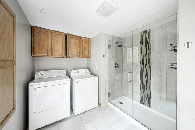 10445 W Concordia AVENUE, Wauwatosa, WI 53222