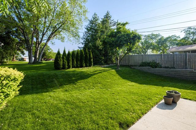 10445 W Concordia AVENUE, Wauwatosa, WI 53222