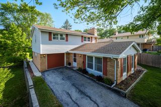 10445 W Concordia AVENUE, Wauwatosa, WI 53222