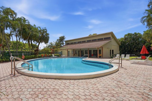 1774 Hammock Boulevard 118, Coconut Creek, FL 33063