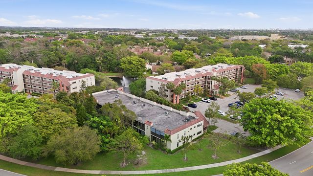 1774 Hammock Boulevard 118, Coconut Creek, FL 33063