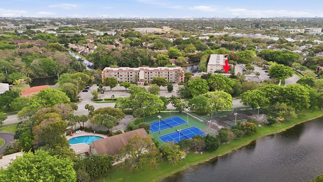 1774 Hammock Boulevard 118, Coconut Creek, FL 33063
