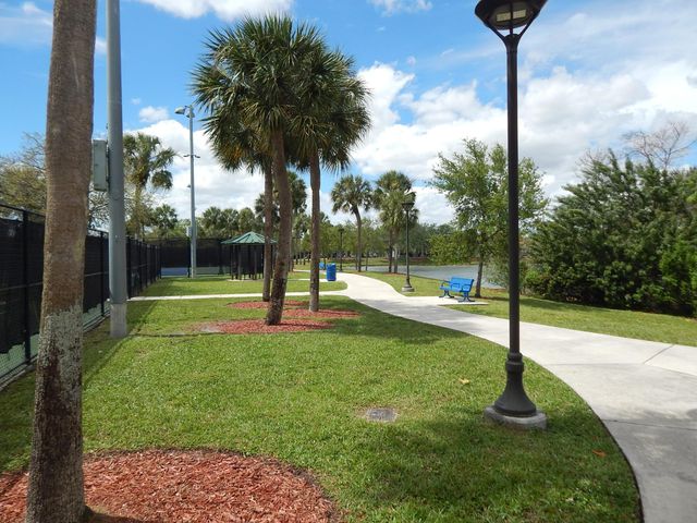 1774 Hammock Boulevard 118, Coconut Creek, FL 33063