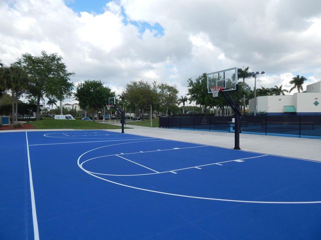 1774 Hammock Boulevard 118, Coconut Creek, FL 33063