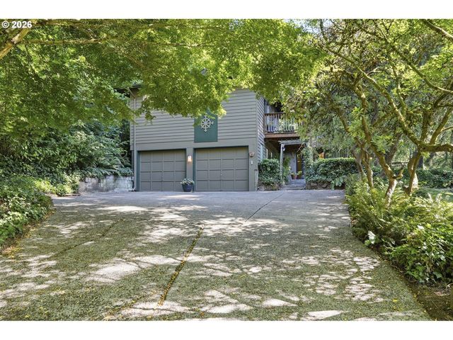 3700 Se ELLIS St, Portland, OR 97202