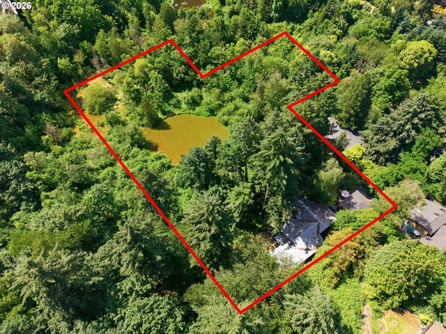 3700 Se ELLIS St, Portland, OR 97202