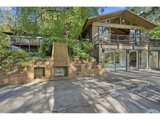 3700 Se ELLIS St, Portland, OR 97202