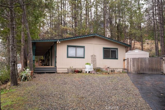 39737 Road 274 63, Bass Lake, CA 93604
