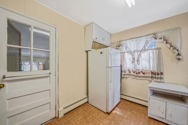 115 Irish Lane, East Islip, NY 11730