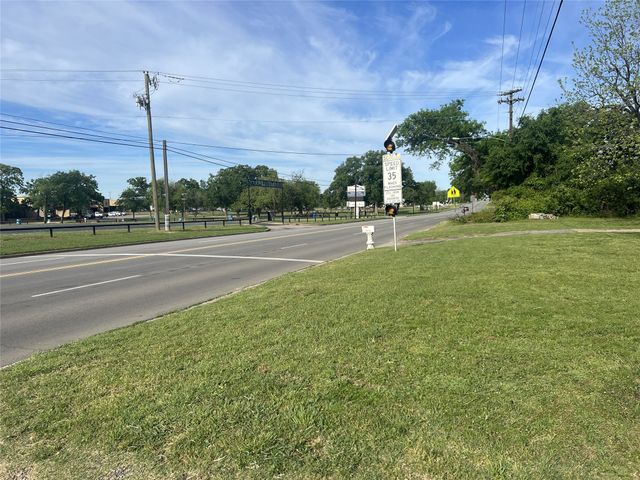 738 Houston Street, Sulphur Springs, TX 75482