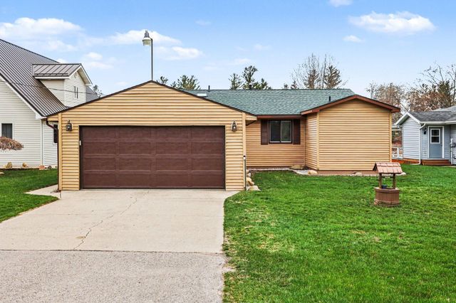 1323 Mckimmy Drive, Beaverton, MI 48612
