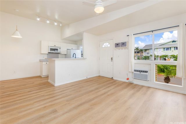 94-510 Lumiaina Street T202, Waipahu, HI 96797