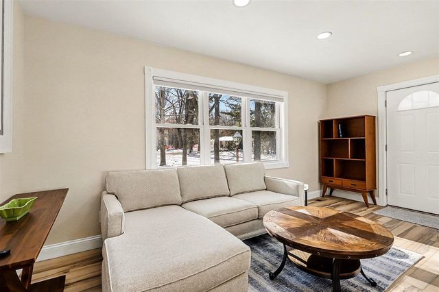 4115 E Kirby Road, Battle Creek, MI 49017