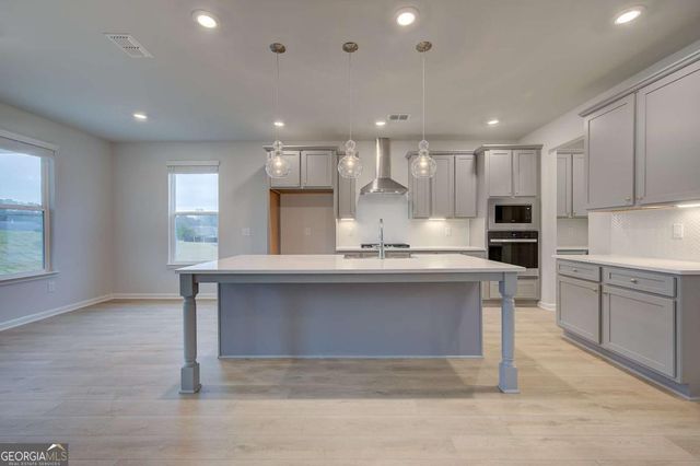 409 Sheridan Drive, Stockbridge, GA 30281