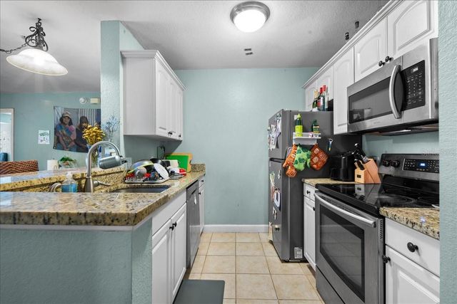 835 SW 9TH STREET 201, Gainesville, FL 32601