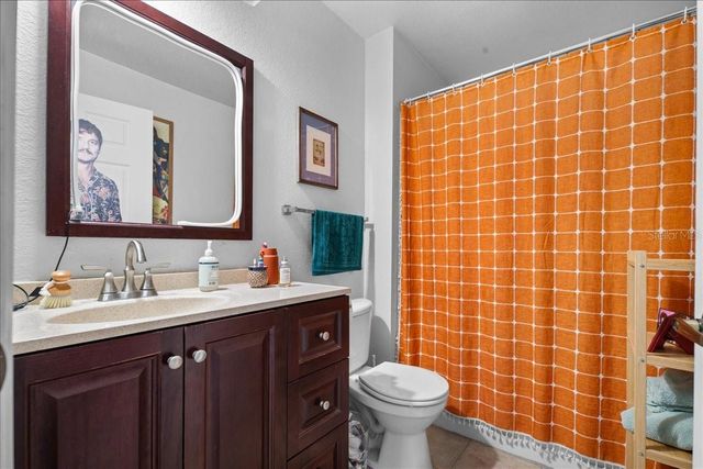 835 SW 9TH STREET 201, Gainesville, FL 32601