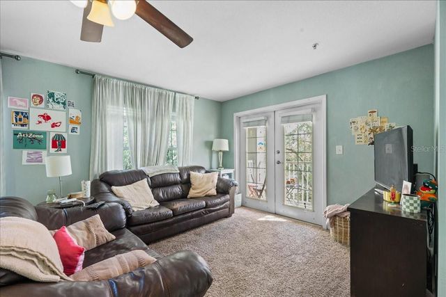 835 SW 9TH STREET 201, Gainesville, FL 32601