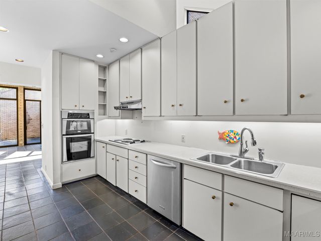 2300 Hawthorn Drive, Montgomery, AL 36111