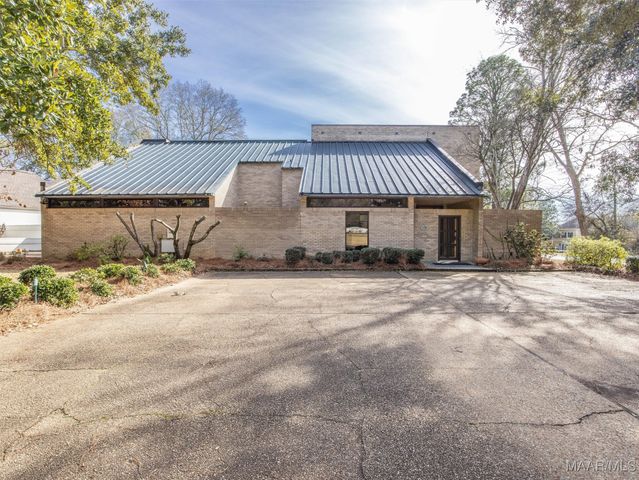 2300 Hawthorn Drive, Montgomery, AL 36111