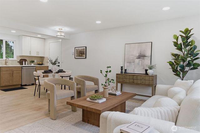 12002 2nd Avenue SW, Seattle, WA 98146