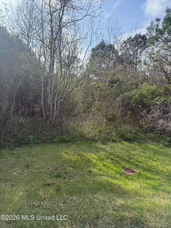 6205 Beach Bayou Avenue, Biloxi, MS 39532