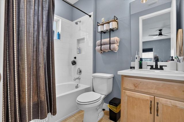 10203 MILKY WAY CIRCLE, Sarasota, FL 34241