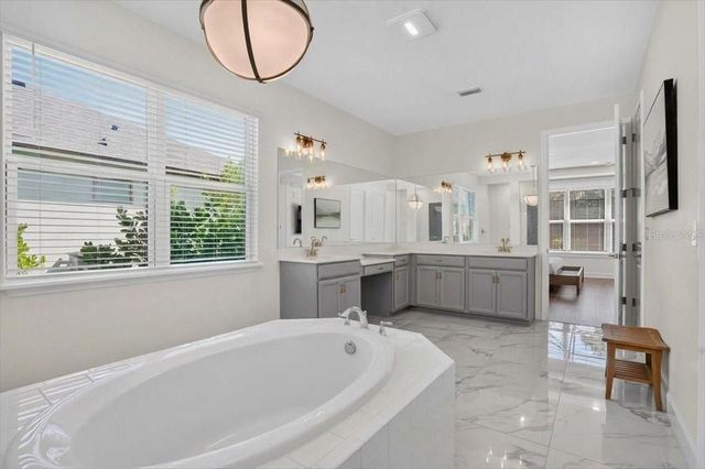 10203 MILKY WAY CIRCLE, Sarasota, FL 34241