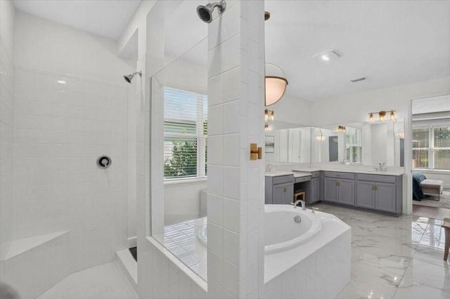 10203 MILKY WAY CIRCLE, Sarasota, FL 34241