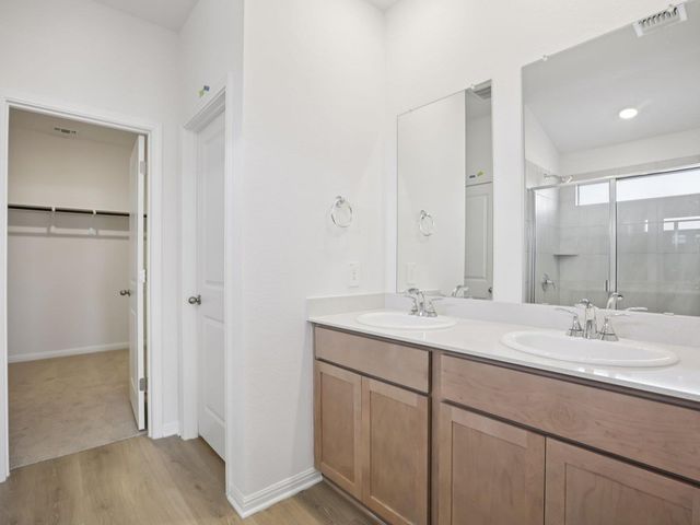 133 Holmby DR, Hutto, TX 78634