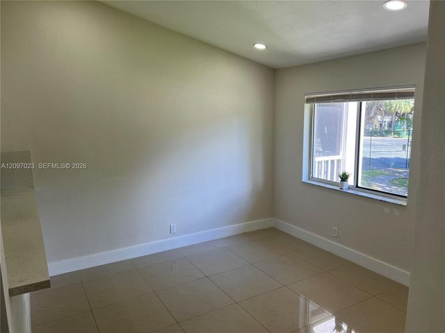 9215 SW 141st Place 9215, Miami, FL 33186