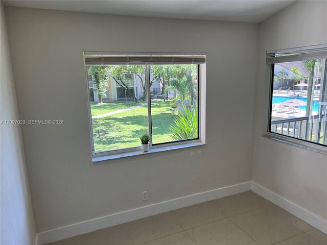 9215 SW 141st Place 9215, Miami, FL 33186