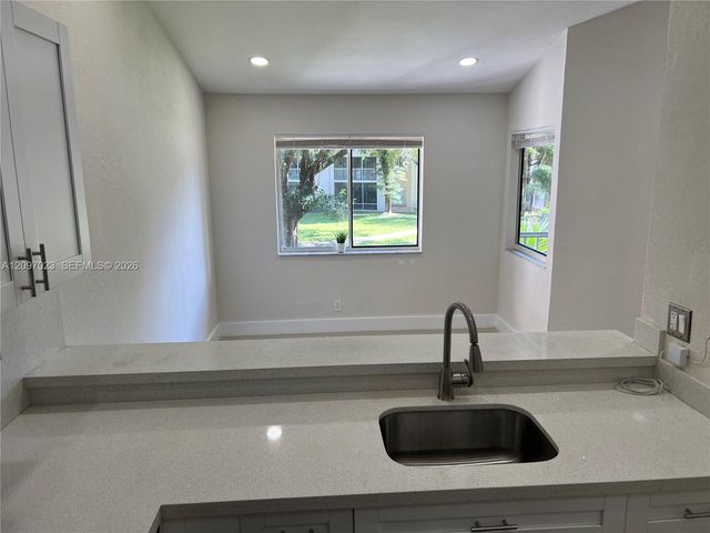 9215 SW 141st Place 9215, Miami, FL 33186
