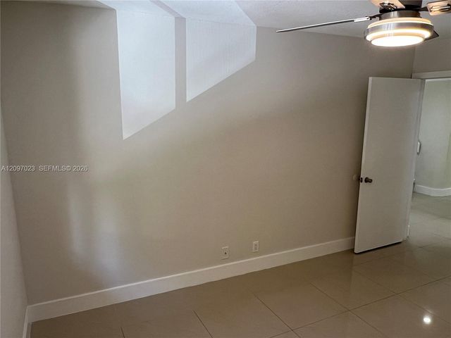 9215 SW 141st Place 9215, Miami, FL 33186