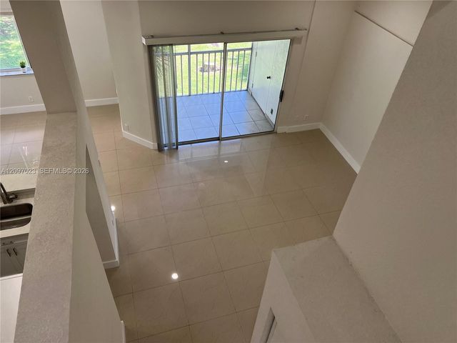 9215 SW 141st Place 9215, Miami, FL 33186
