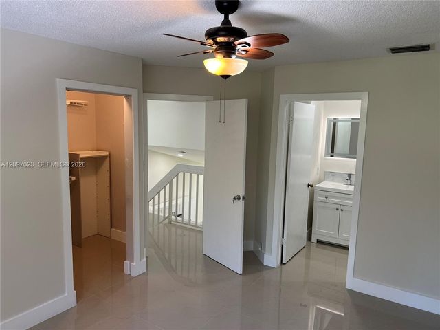 9215 SW 141st Place 9215, Miami, FL 33186