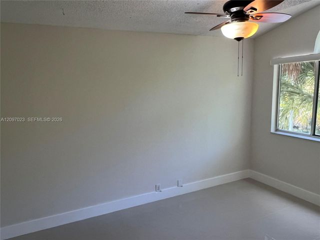 9215 SW 141st Place 9215, Miami, FL 33186