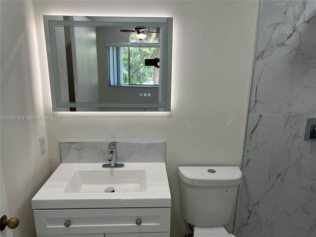 9215 SW 141st Place 9215, Miami, FL 33186