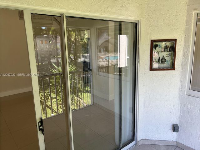 9215 SW 141st Place 9215, Miami, FL 33186