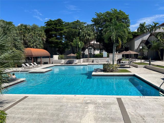 9215 SW 141st Place 9215, Miami, FL 33186