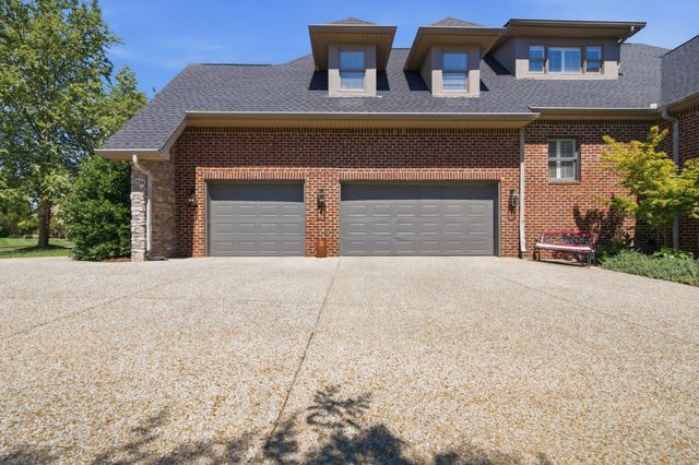 518 Ridgecrest Ln, Lebanon, TN 37087