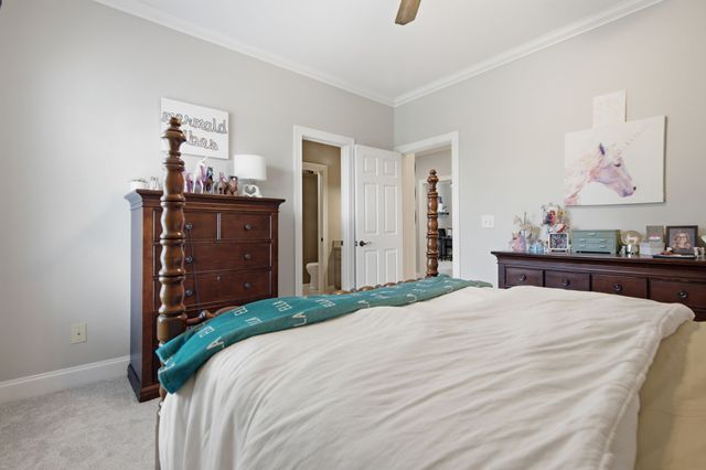 518 Ridgecrest Ln, Lebanon, TN 37087