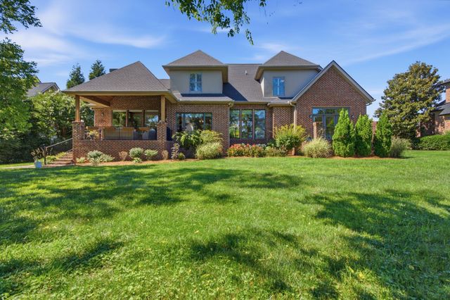 518 Ridgecrest Ln, Lebanon, TN 37087