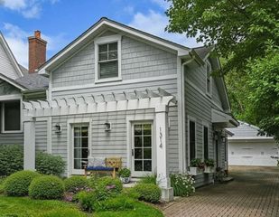 1314 Maple Street, Western Springs, IL 60558