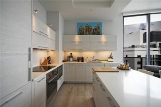 45 SW 9th Street 4608, Miami, FL 33130