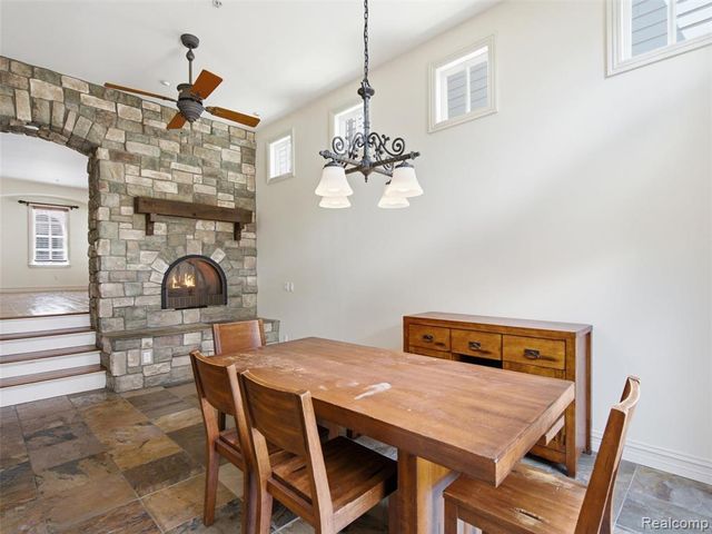 3875 Andover Avenue, Auburn Hills, MI 48326