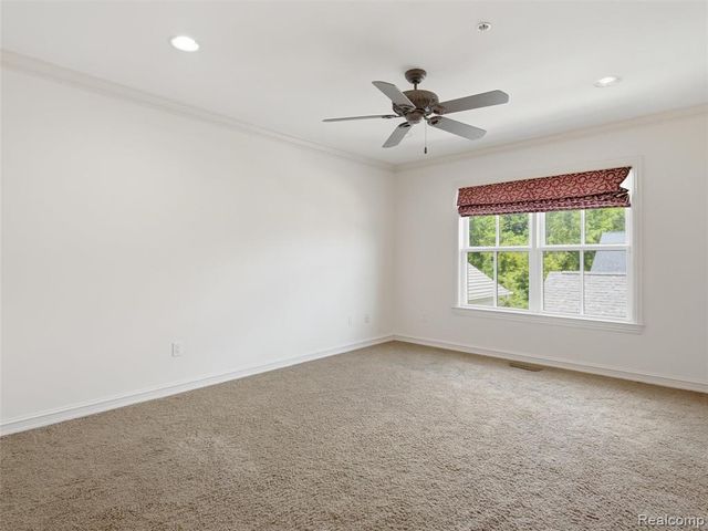 3875 Andover Avenue, Auburn Hills, MI 48326