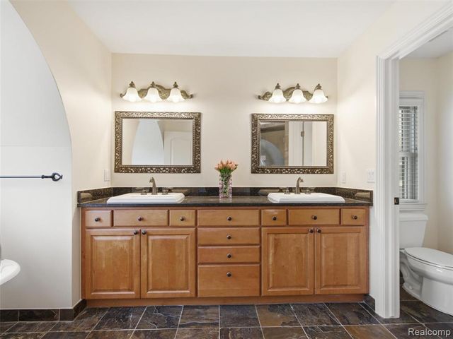 3875 Andover Avenue, Auburn Hills, MI 48326