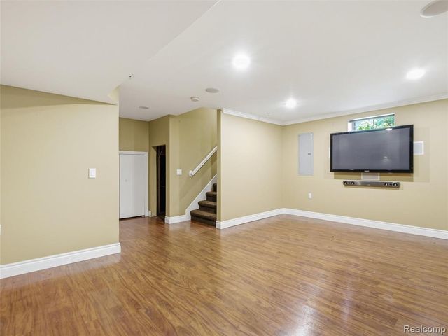 3875 Andover Avenue, Auburn Hills, MI 48326