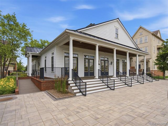 3875 Andover Avenue, Auburn Hills, MI 48326